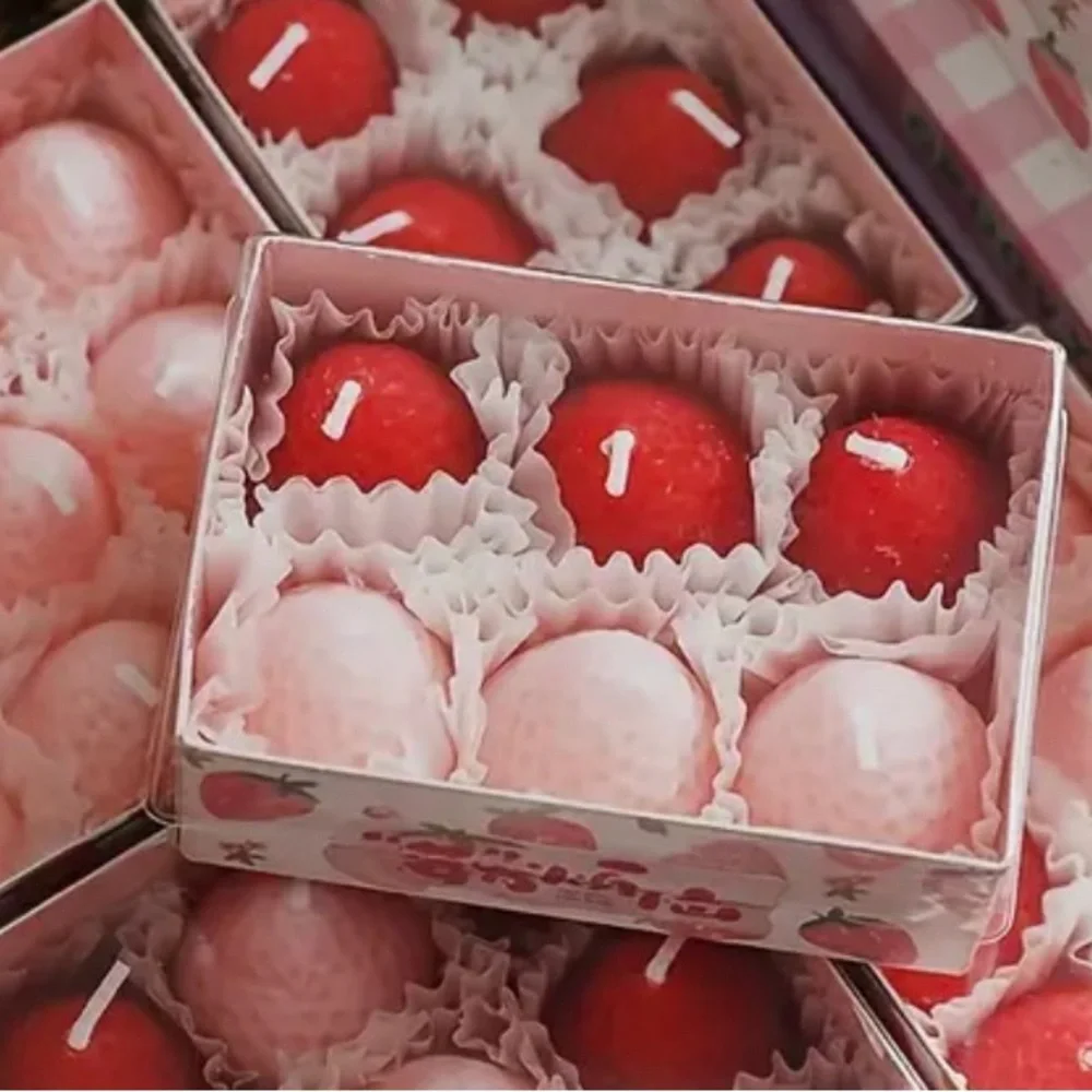 Strawberry Candle 6pieces Pink and Red Aromatherapy Romantic Small Size